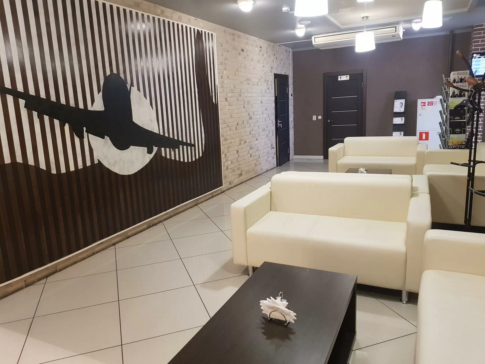 Бизнес-зал Business Lounge в аэропорту Игнатьево (BQS)