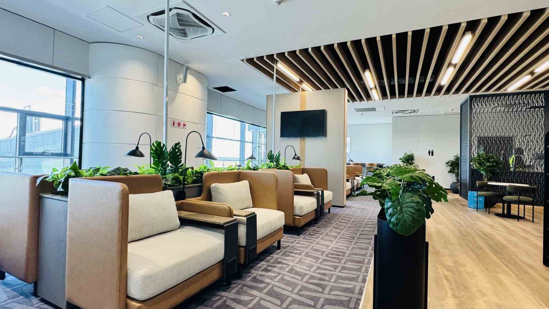 Бизнес-зал Paragon Premium Lounge в аэропорту Simon Mwansa Kapwepwe International Airport (NLA)