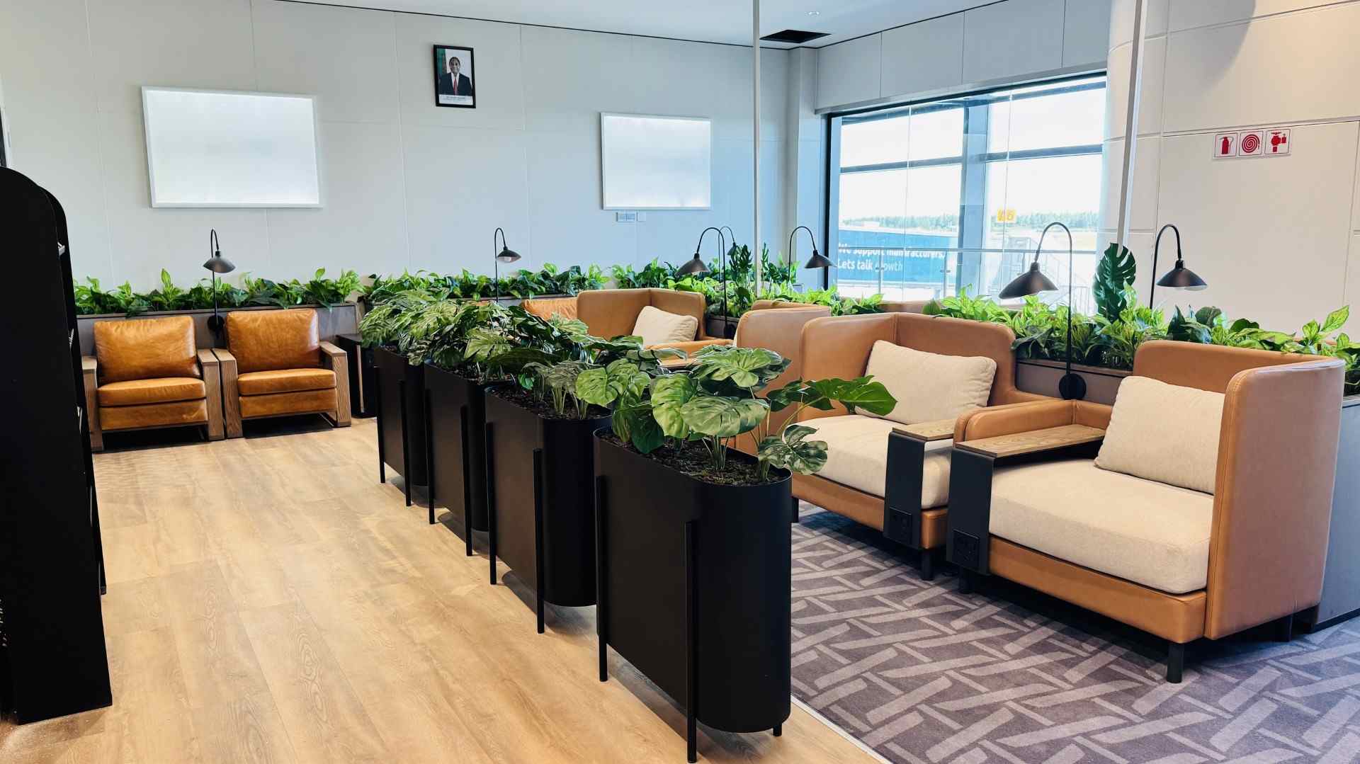 Бизнес-зал Paragon Premium Lounge в аэропорту Simon Mwansa Kapwepwe International Airport (NLA)
