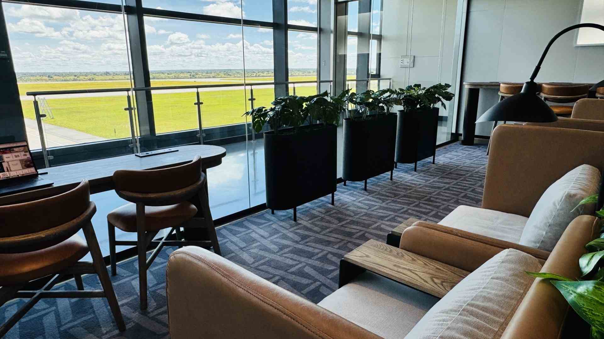 Бизнес-зал Paragon Premium Lounge в аэропорту Simon Mwansa Kapwepwe International Airport (NLA)