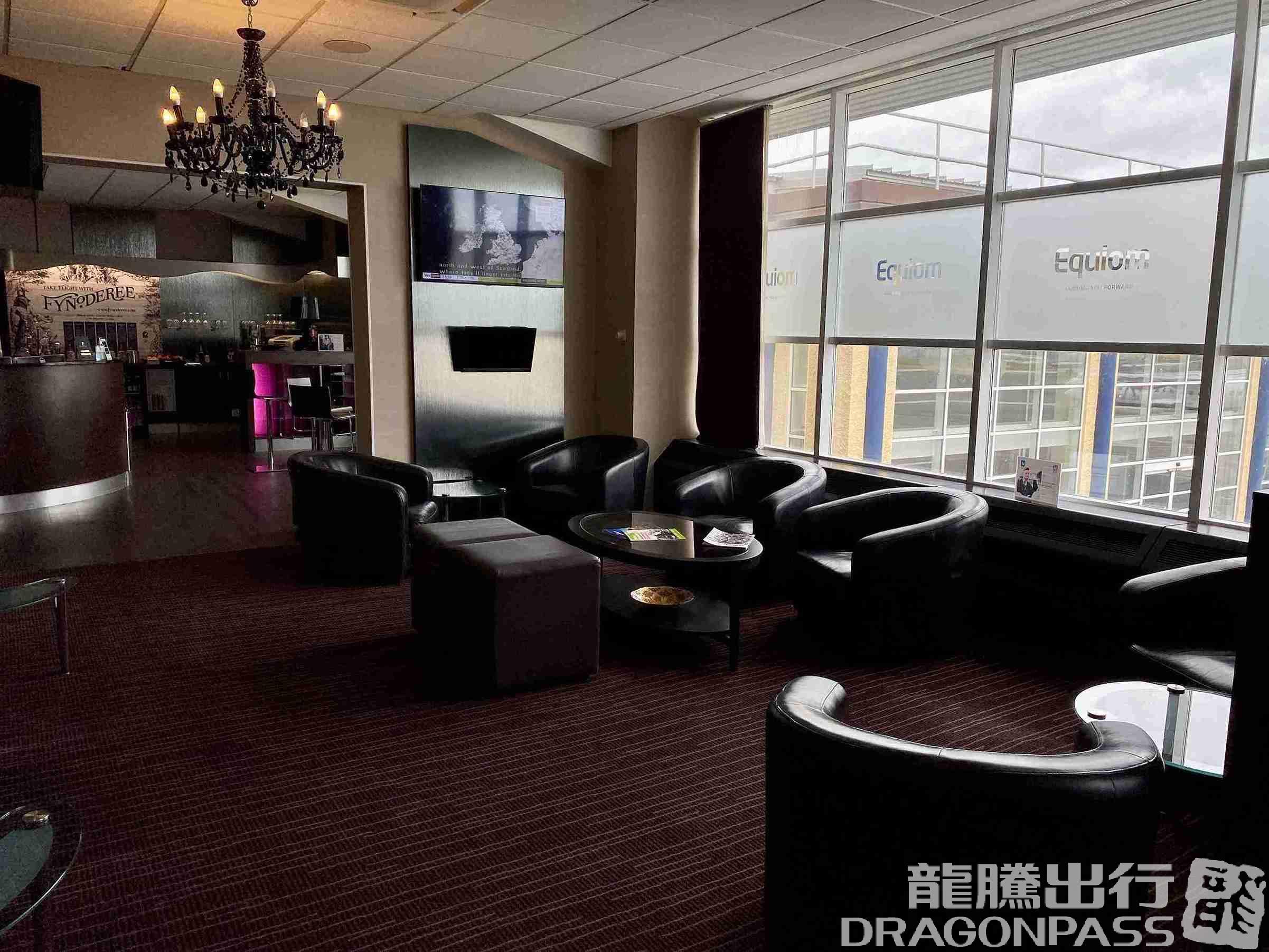 Бизнес-зал Rendezvous Executive Lounge в аэропорту Аэропорт острова Мэн (IOM)