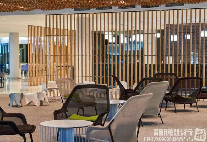 Бизнес-зал Sala VIP Miro в аэропорту Эль-Прат (BCN)