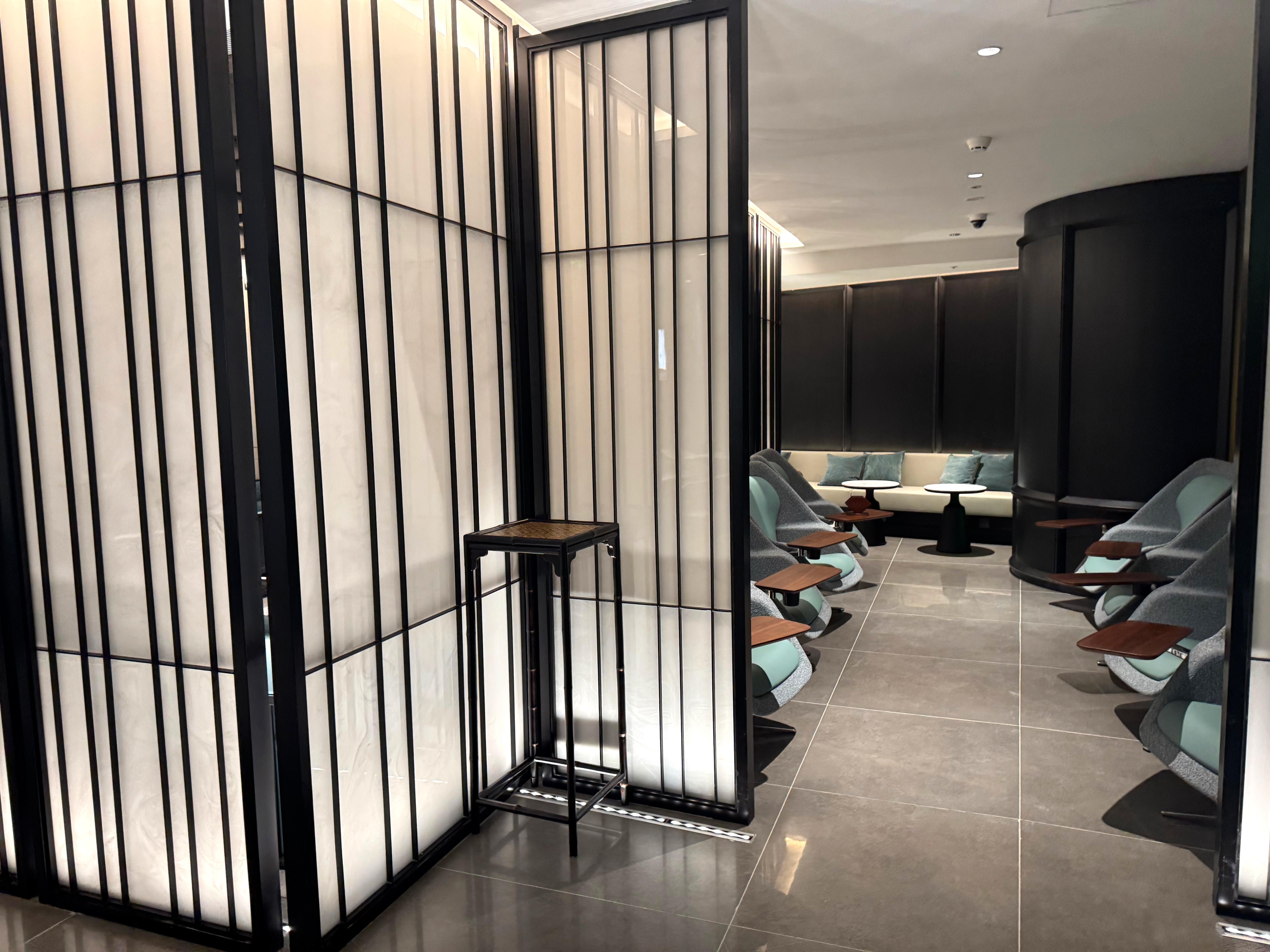 Бизнес-зал L33 Lounge (T3 Domestic) в аэропорту Гуанчжоу Байюнь (CAN)