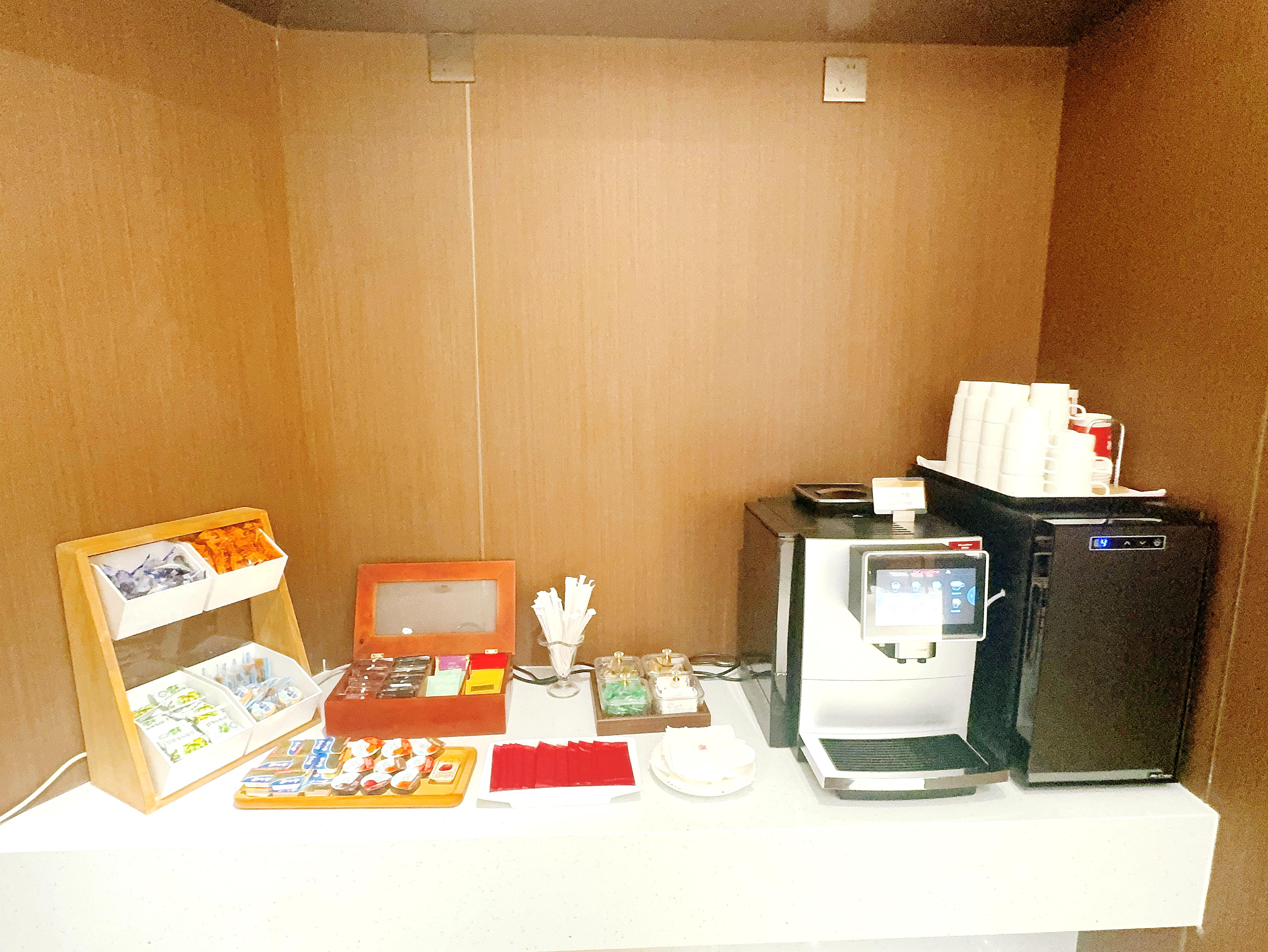 Бизнес-зал HNA Haiyixuan VIP Lounge (Domestic) в аэропорту Дивопу (URC)