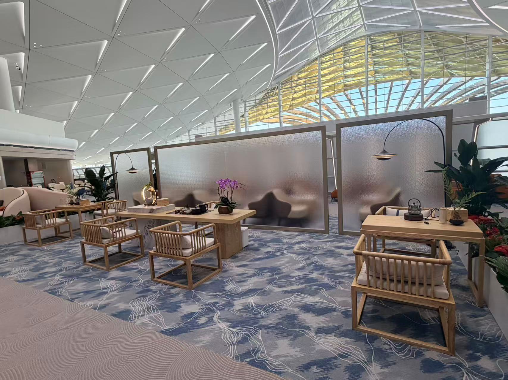 Бизнес-зал V6 First Class Lounge (T3 Domestic) в аэропорту Санья Феникс (SYX)