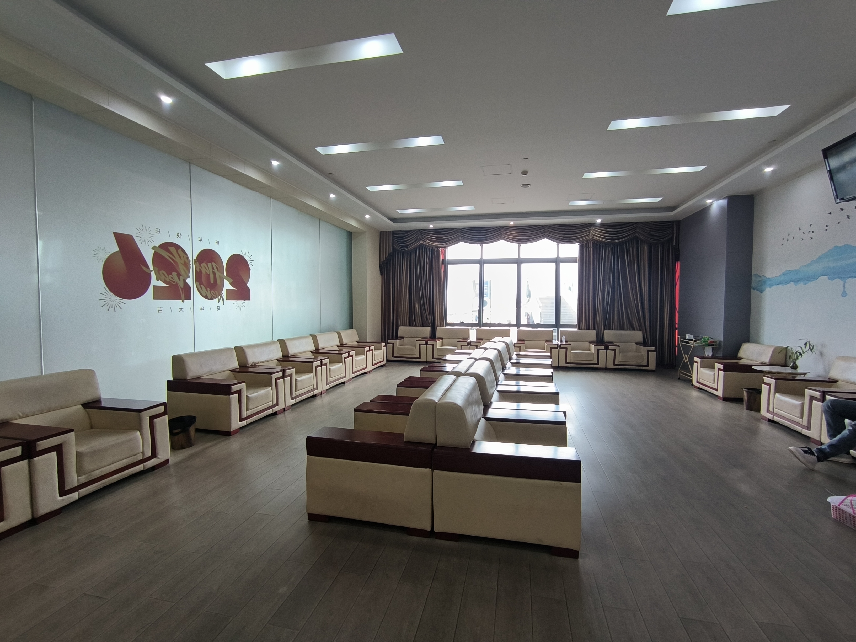 Бизнес-зал First Class Waiting Lounge в аэропорту Xichang Airport (XIC)