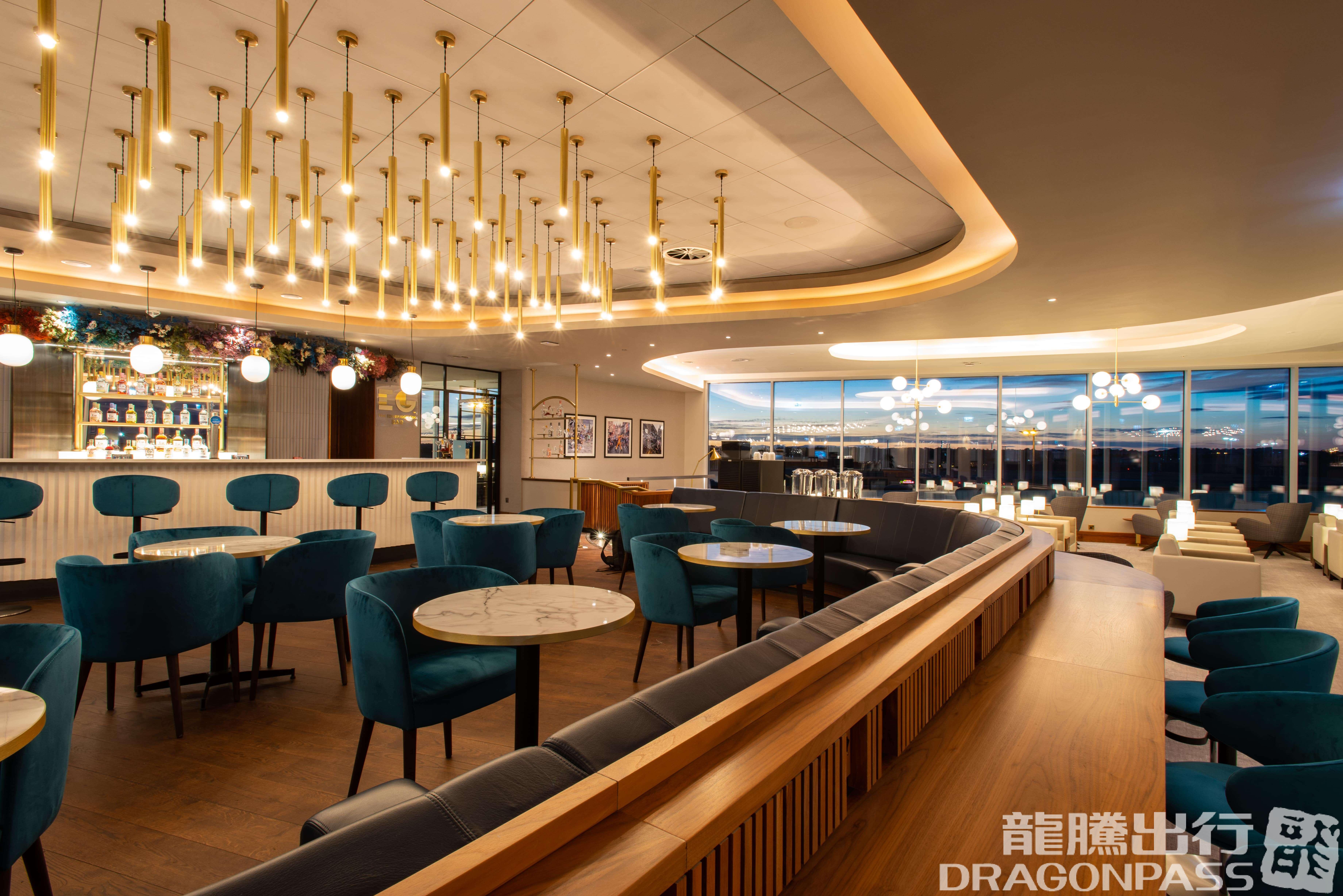 Бизнес-зал Plaza Premium Lounge в аэропорту Эдинбург (EDI)