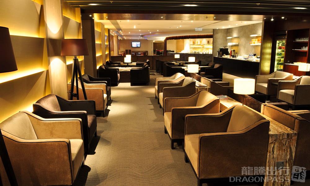 Бизнес-зал Plaza Premium Lounge (Gate 1) в аэропорту Гонконг (HKG)
