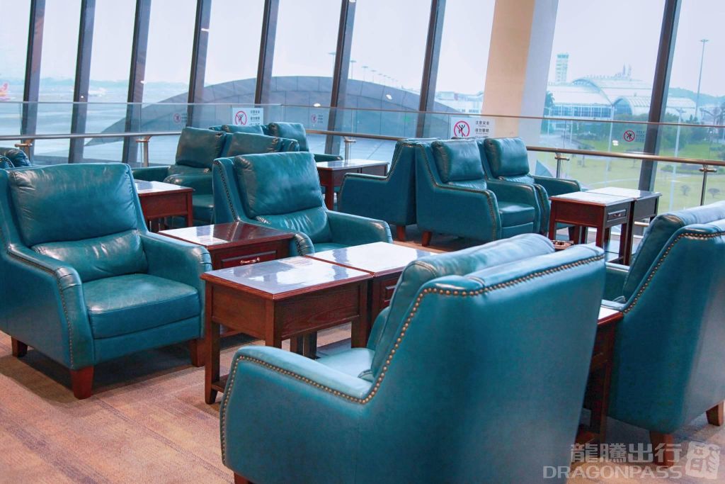 Бизнес-зал First Class/Business Class Lounge (Dom) в аэропорту аэропорт округа Гуйлинь (KWL)
