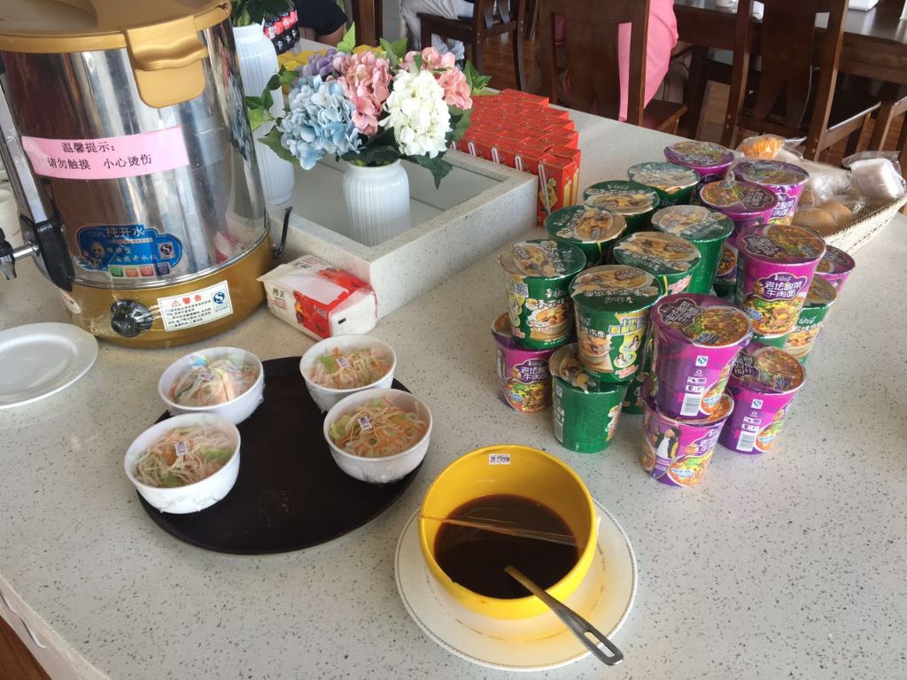 Бизнес-зал First Class Lounge V6 в аэропорту Куньмин Чаншуй (KMG)