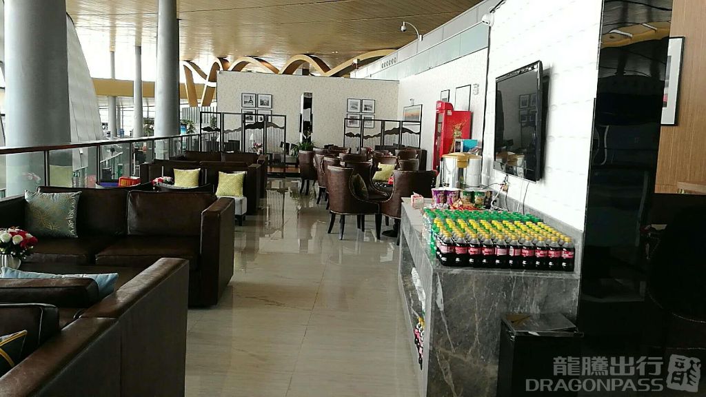 Бизнес-зал First Class Lounge  V17 в аэропорту Куньмин Чаншуй (KMG)