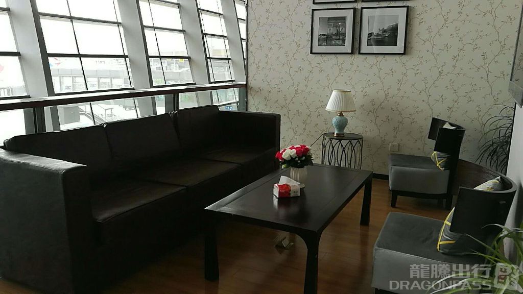 Бизнес-зал First Class Lounge  V17 в аэропорту Куньмин Чаншуй (KMG)