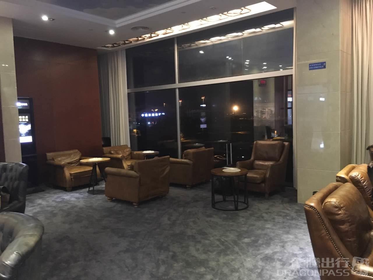 Бизнес-зал First Class Lounge в аэропорту аэропорт округа Наньчан (KHN)