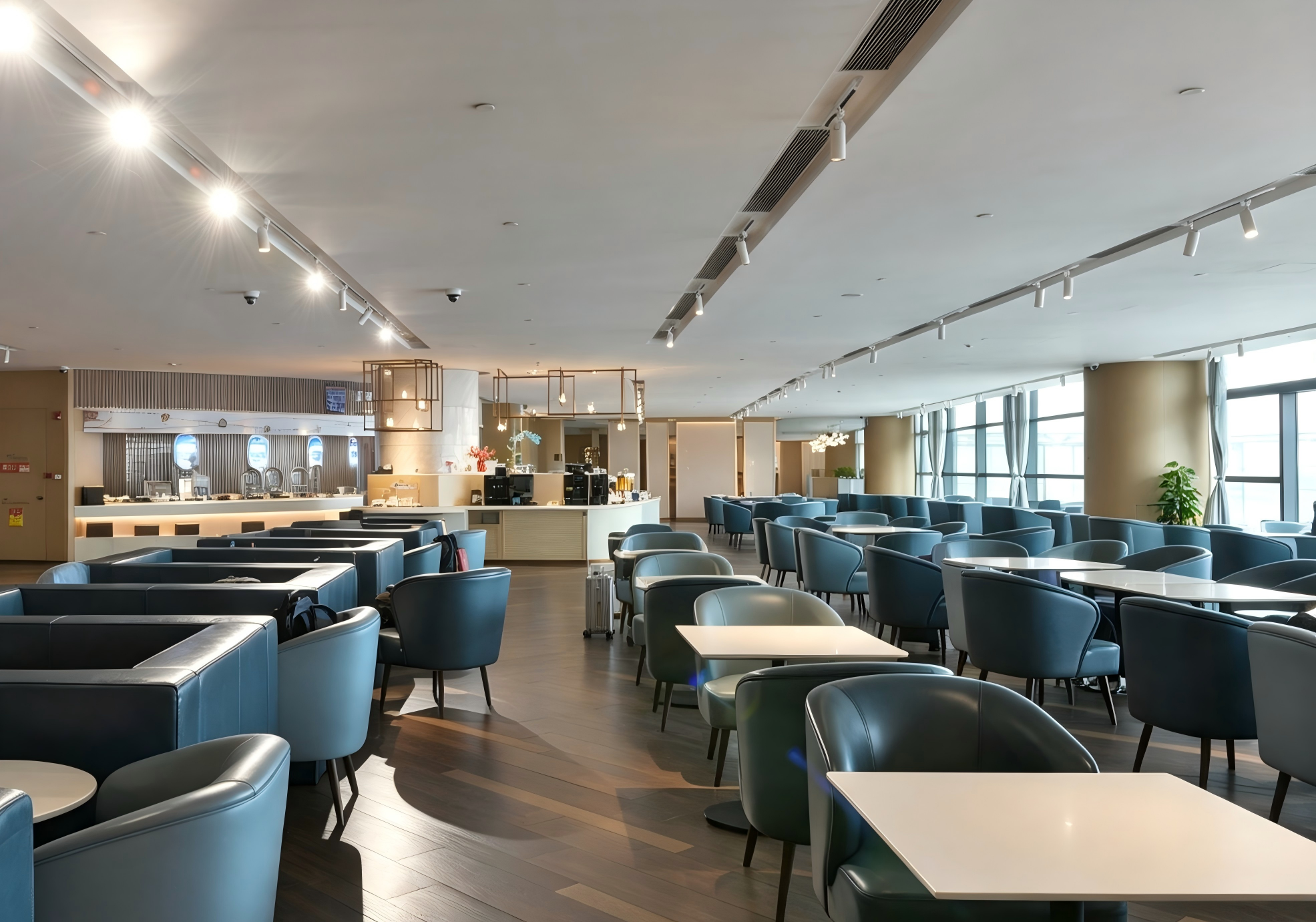 Бизнес-зал China Eastern Lounge No. 137 (International Satellite Hall) в аэропорту Пудун (PVG)