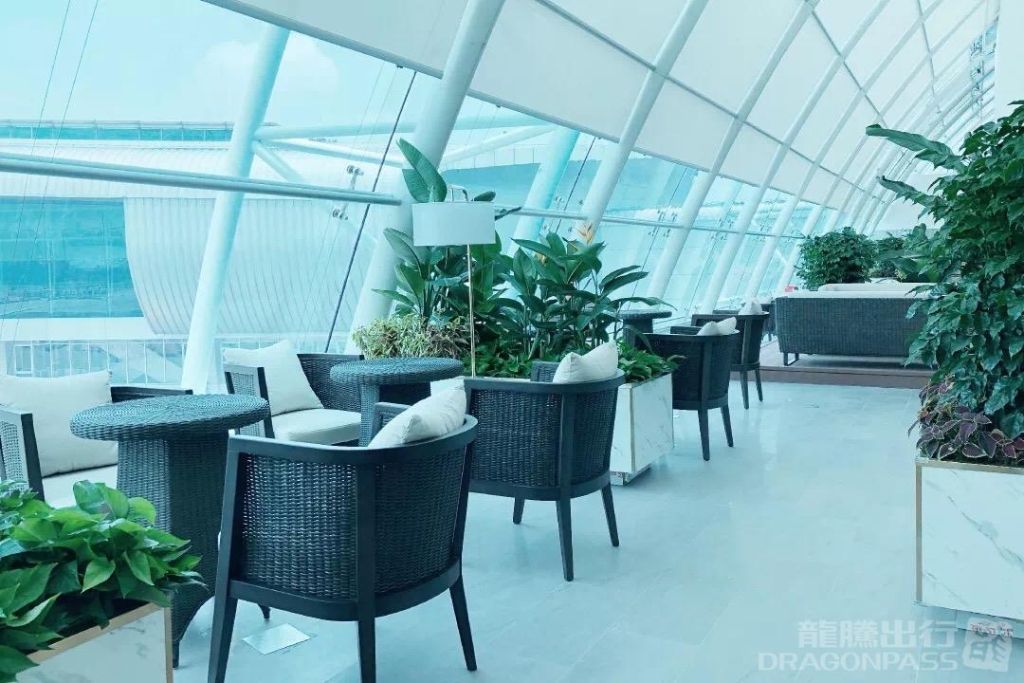 Бизнес-зал Air China First Class Lounge в аэропорту Гуанчжоу Байюнь (CAN)