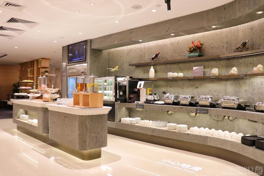 Бизнес-зал Hainan Airlines First Class Lounge в аэропорту Гуанчжоу Байюнь (CAN)