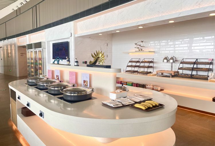 Бизнес-зал China Eastern First and Business Class VIP Lounge V5 (Main Terminal) в аэропорту Циндао Лютин (TAO)