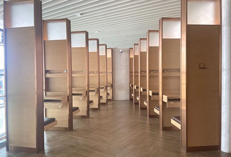 Бизнес-зал China Eastern First and Business Class VIP Lounge V5 (Main Terminal) в аэропорту Циндао Лютин (TAO)