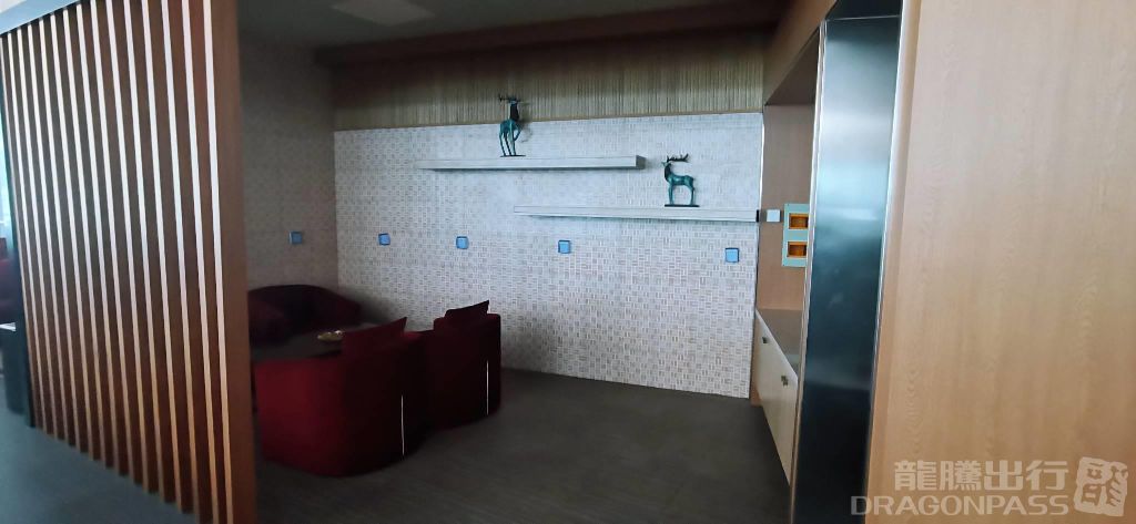 Бизнес-зал International First Class Lounge в аэропорту Международный аэропорт Яньтай Лайшань (YNT)
