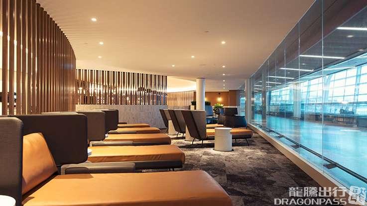 Бизнес-зал Elevation Lounge в аэропорту Калгари (YYC)