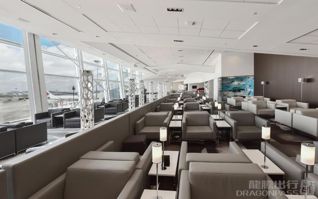 Бизнес-зал National Bank Lounge в аэропорту Пьер Эллиот Трюдо (YUL)