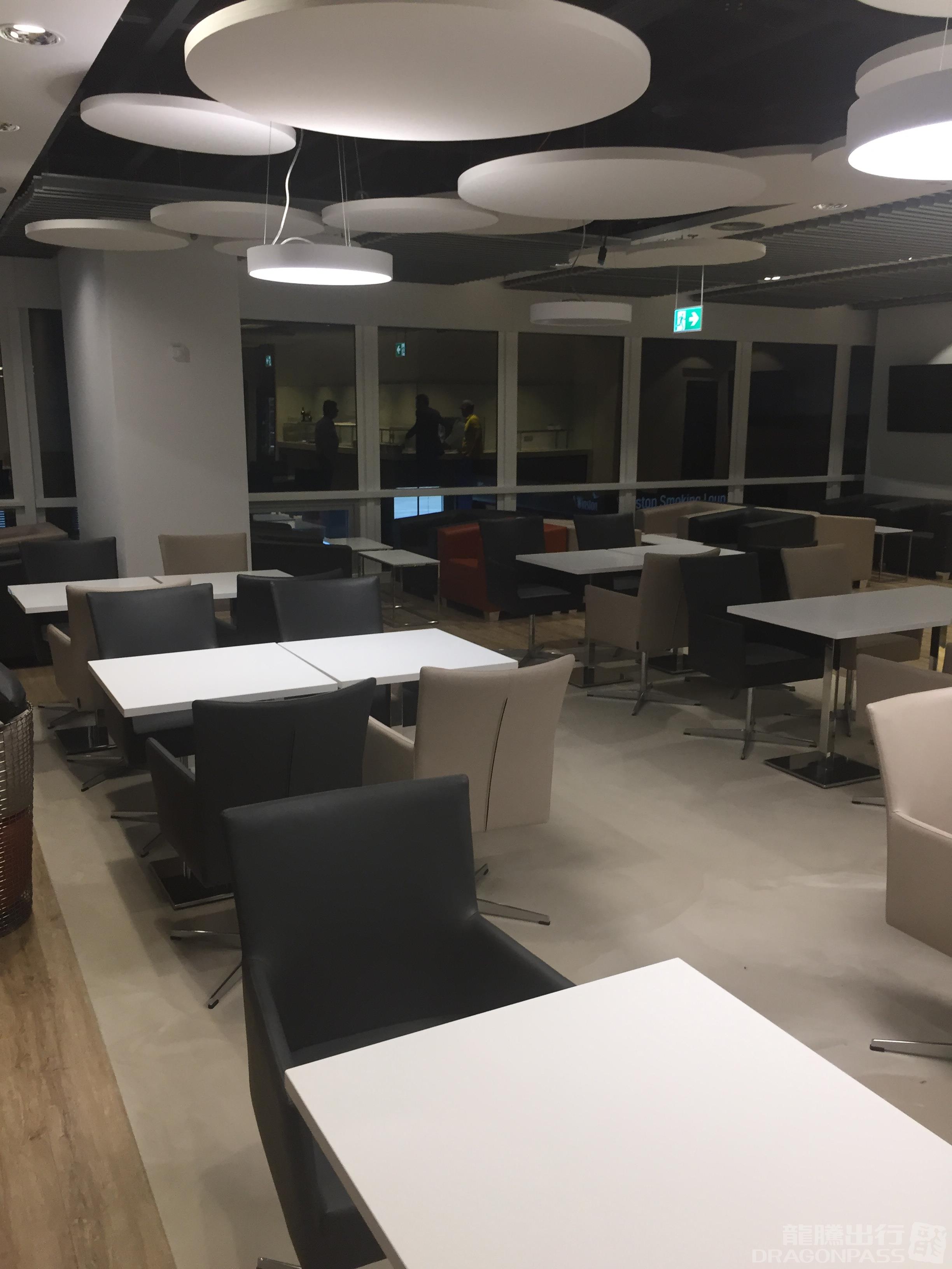 Бизнес-зал Open Sky Lounge в аэропорту Дюссельдорф (DUS)