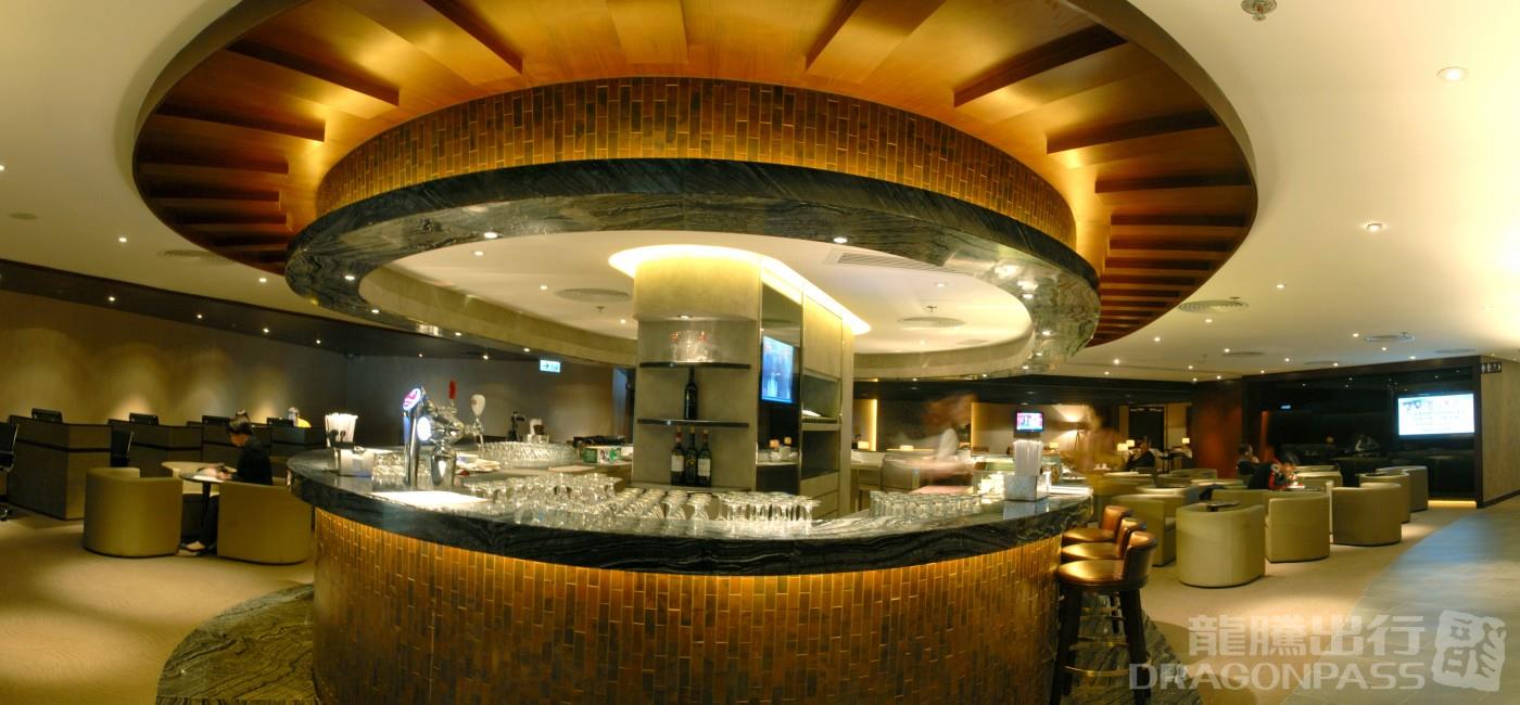 Бизнес-зал Plaza Premium Lounge (Gate 1) в аэропорту Гонконг (HKG)