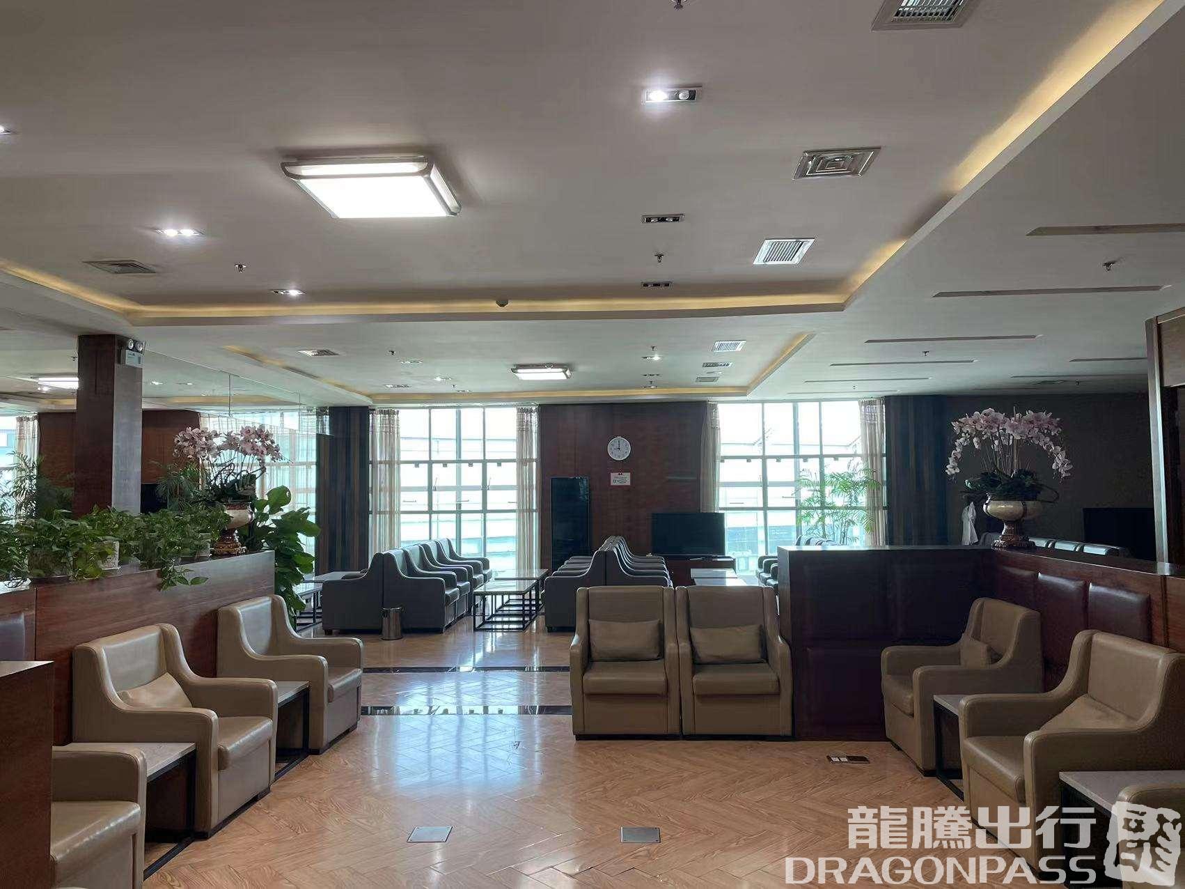 Бизнес-зал First Class Lounge в аэропорту Таосянь (SHE)