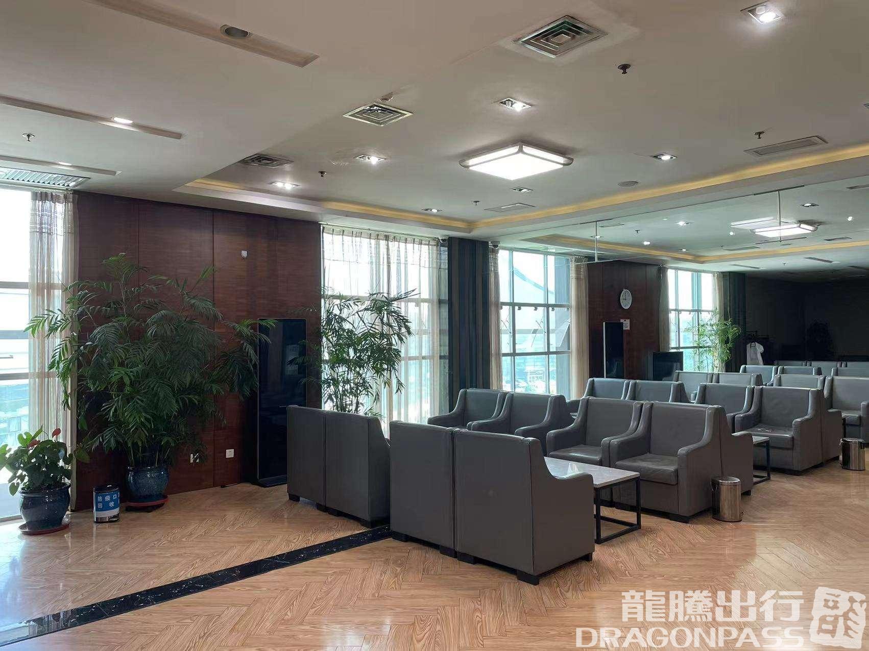 Бизнес-зал First Class Lounge в аэропорту Таосянь (SHE)