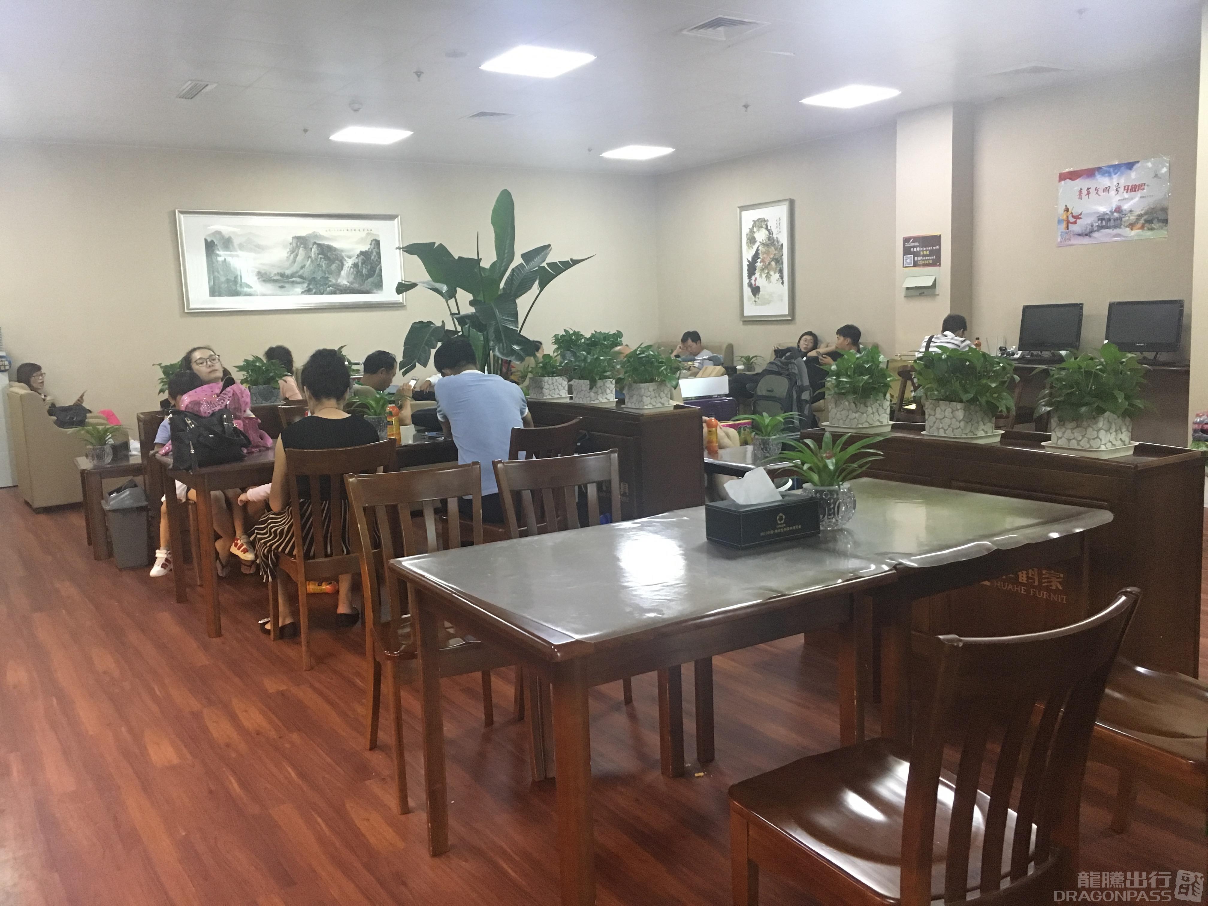 Бизнес-зал No.3 First Class Lounge (Terminal 3) в аэропорту Таосянь (SHE)