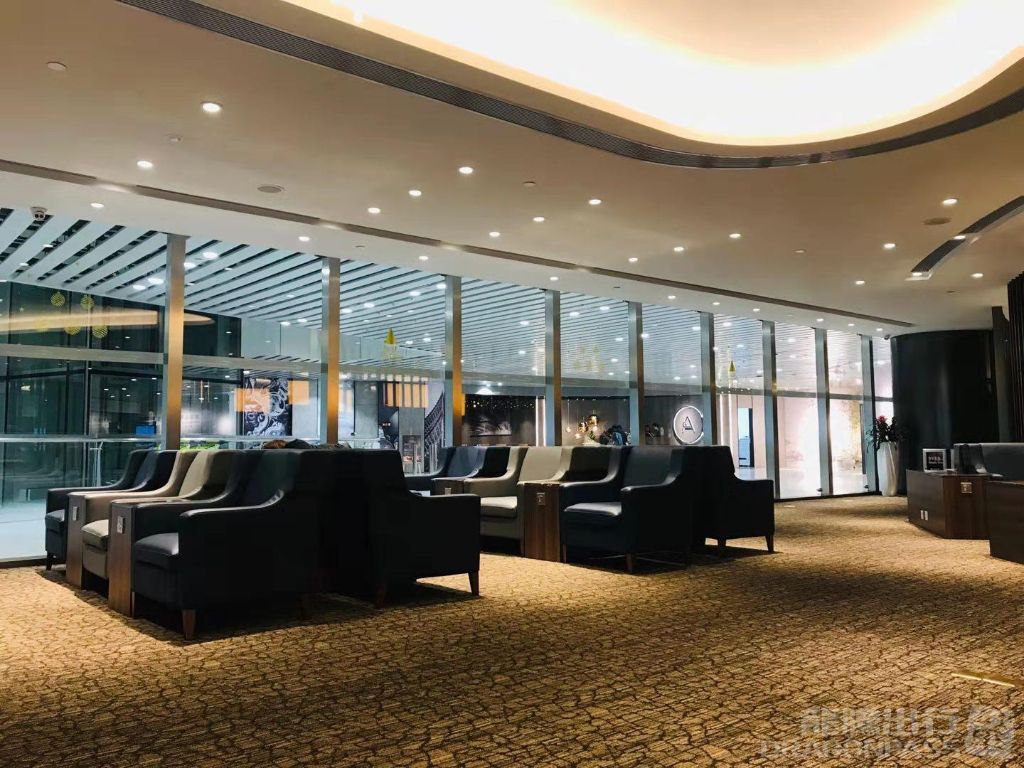 Бизнес-зал Premium Lounge (T2 International) в аэропорту Гуанчжоу Байюнь (CAN)