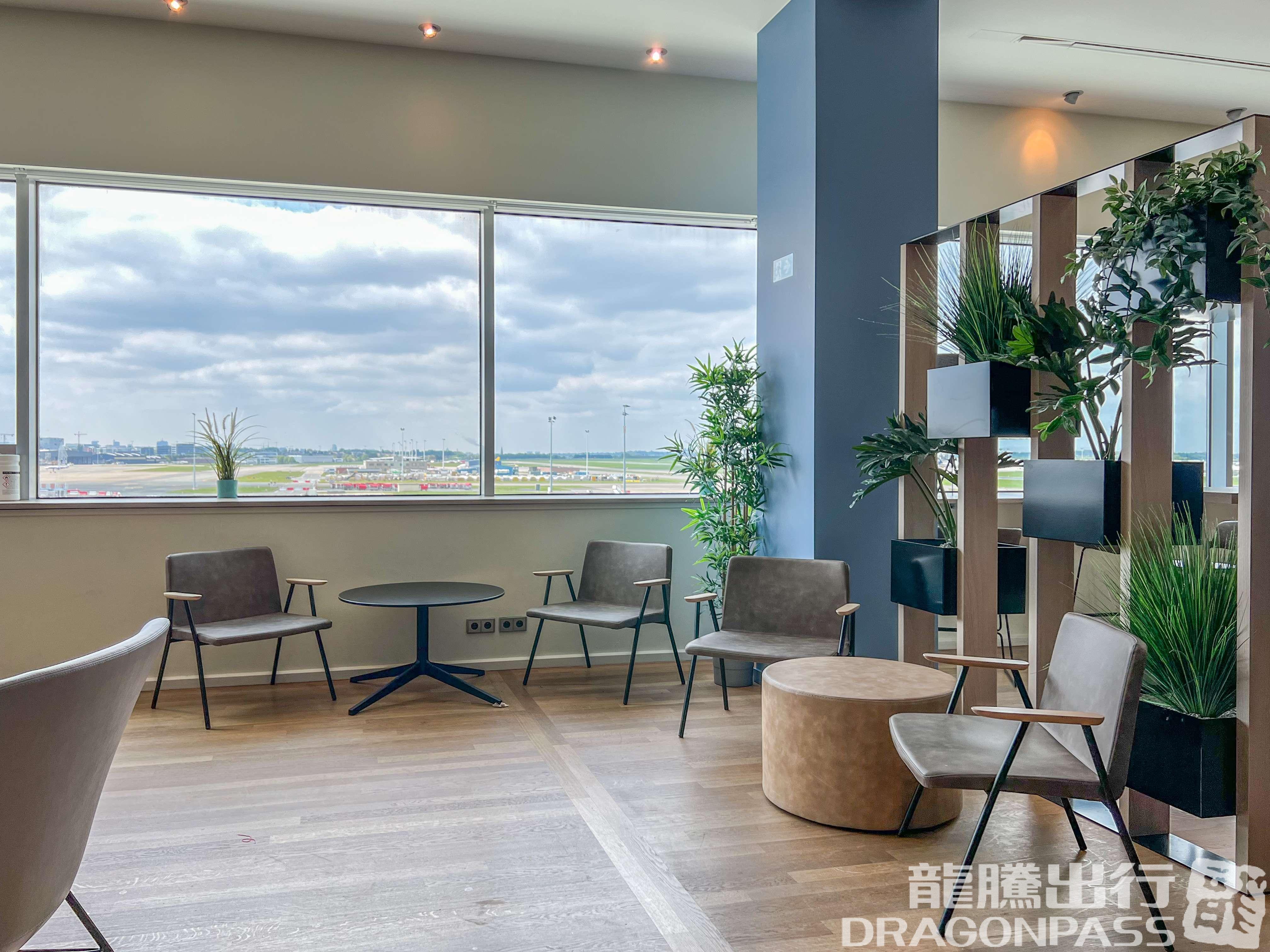 Бизнес-зал Diamond Lounge в аэропорту Брюссель (BRU)