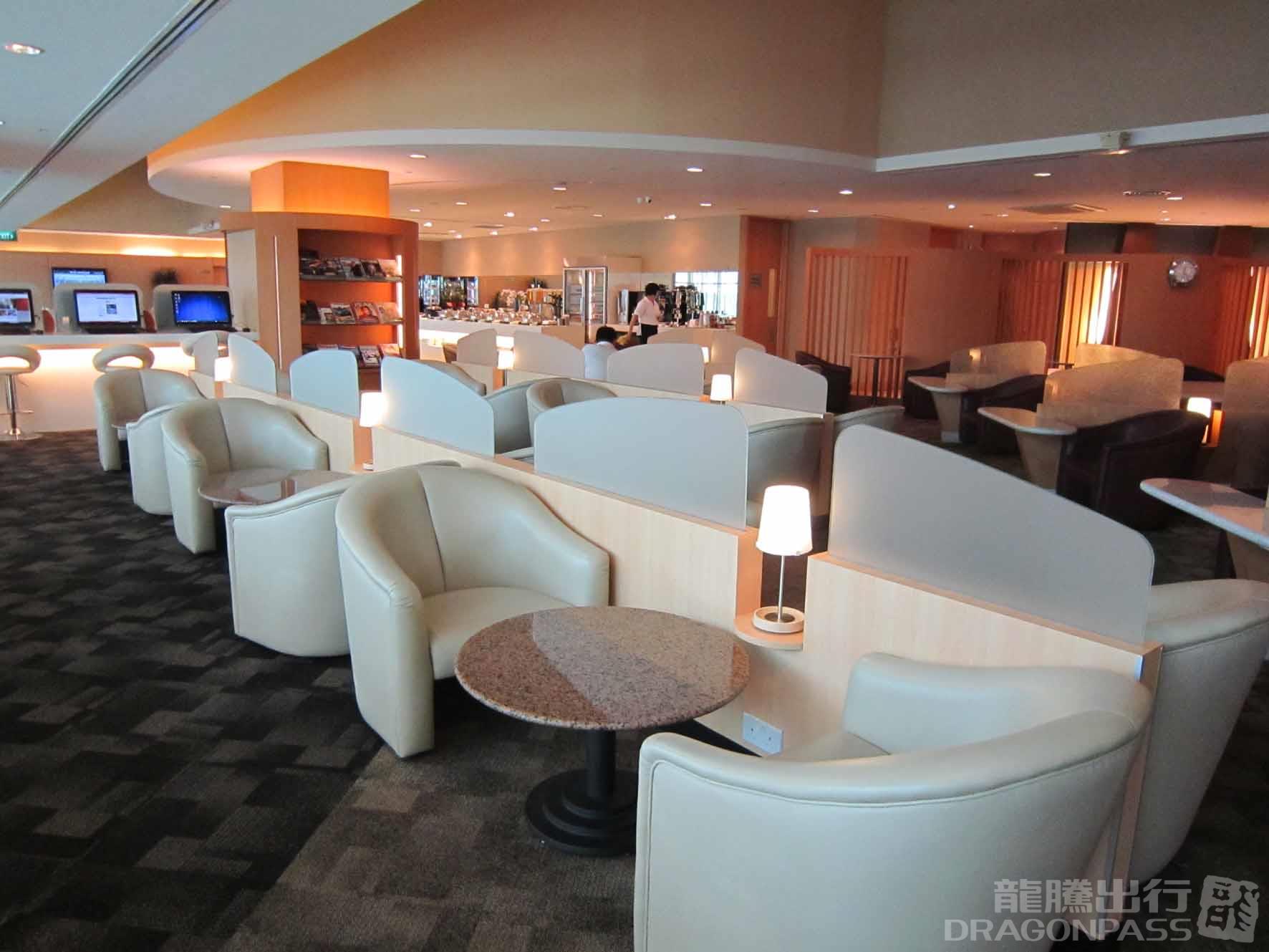 Бизнес-зал SATS Premier  Lounge в аэропорту Чанги (SIN)