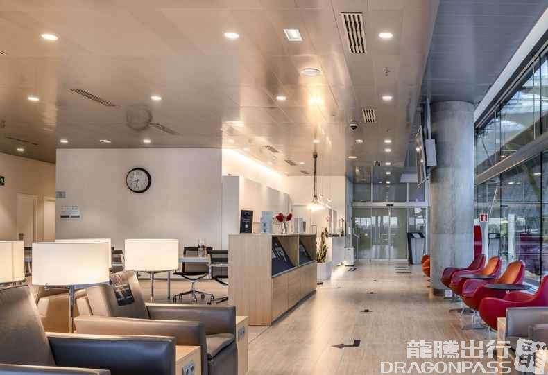 Бизнес-зал Sala VIP Plaza Mayor в аэропорту Барахас (MAD)