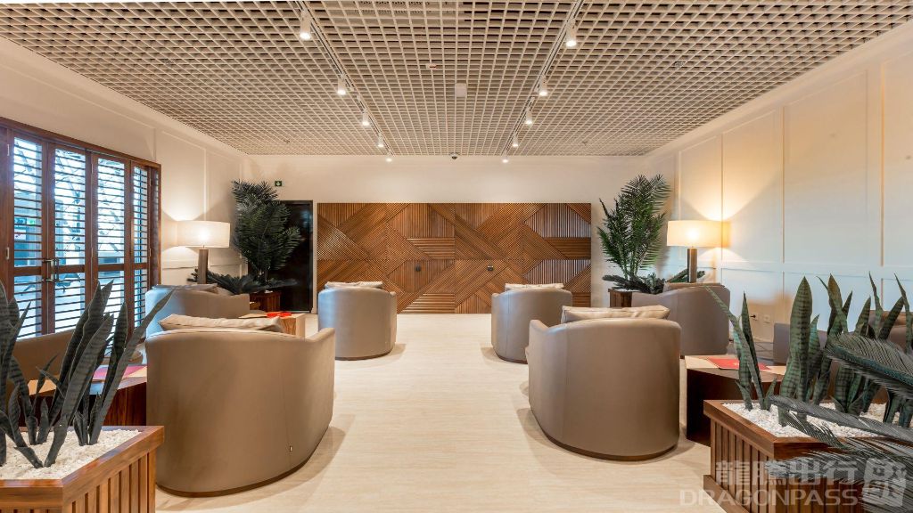 Бизнес-зал Primeclass lounge в аэропорту Франьо Туджман (ZAG)
