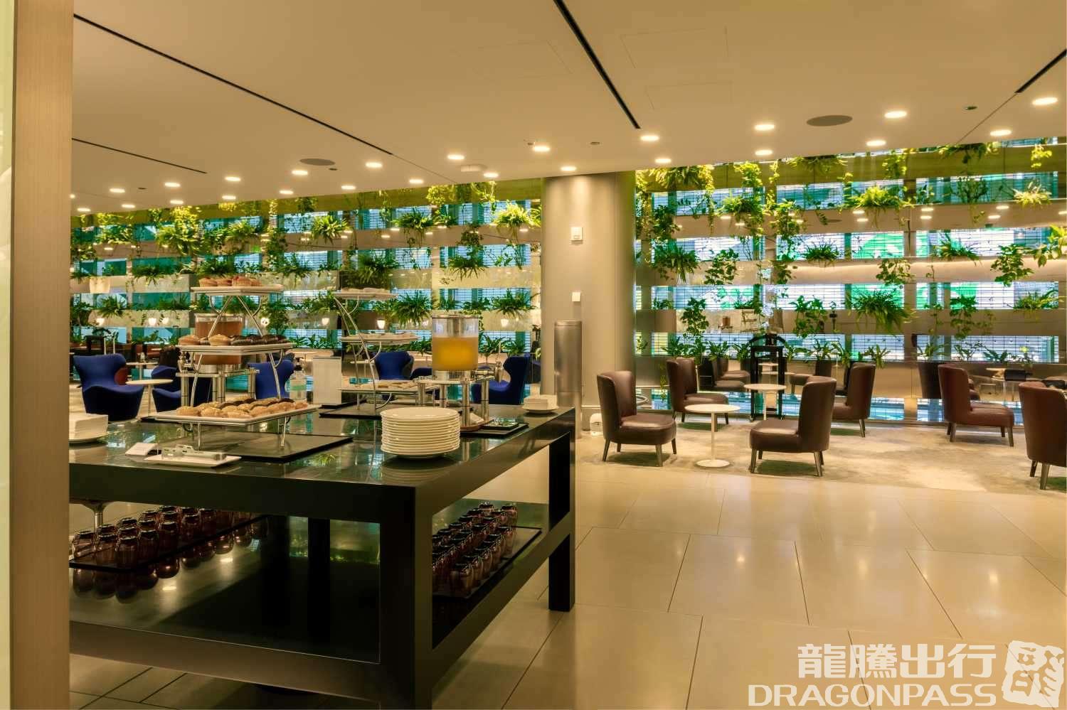 Бизнес-зал Al Maha Lounge - South в аэропорту Хамад (DOH)