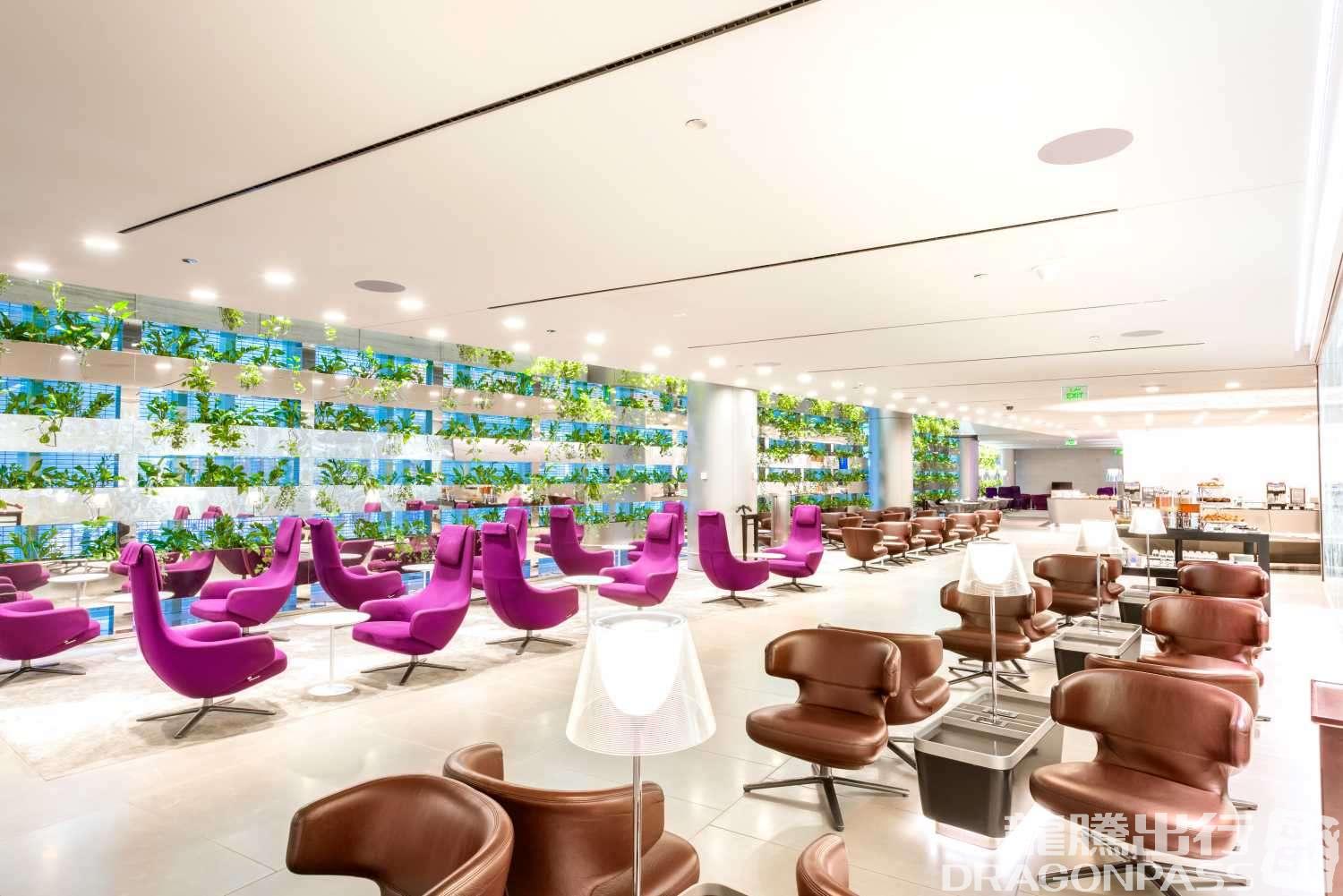 Бизнес-зал Al Maha Lounge - South в аэропорту Хамад (DOH)