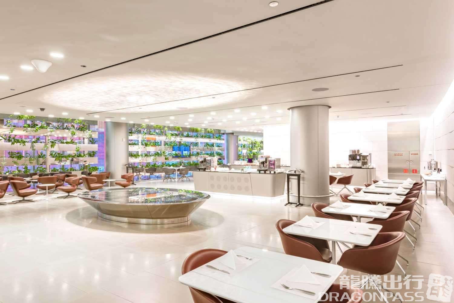 Бизнес-зал Al Maha Lounge - South в аэропорту Хамад (DOH)