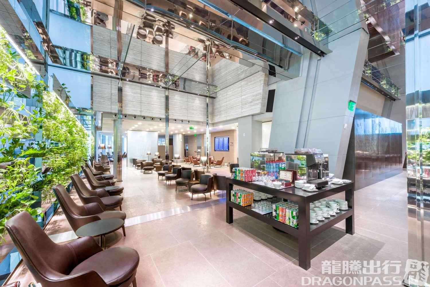 Бизнес-зал Al Maha Lounge - South в аэропорту Хамад (DOH)