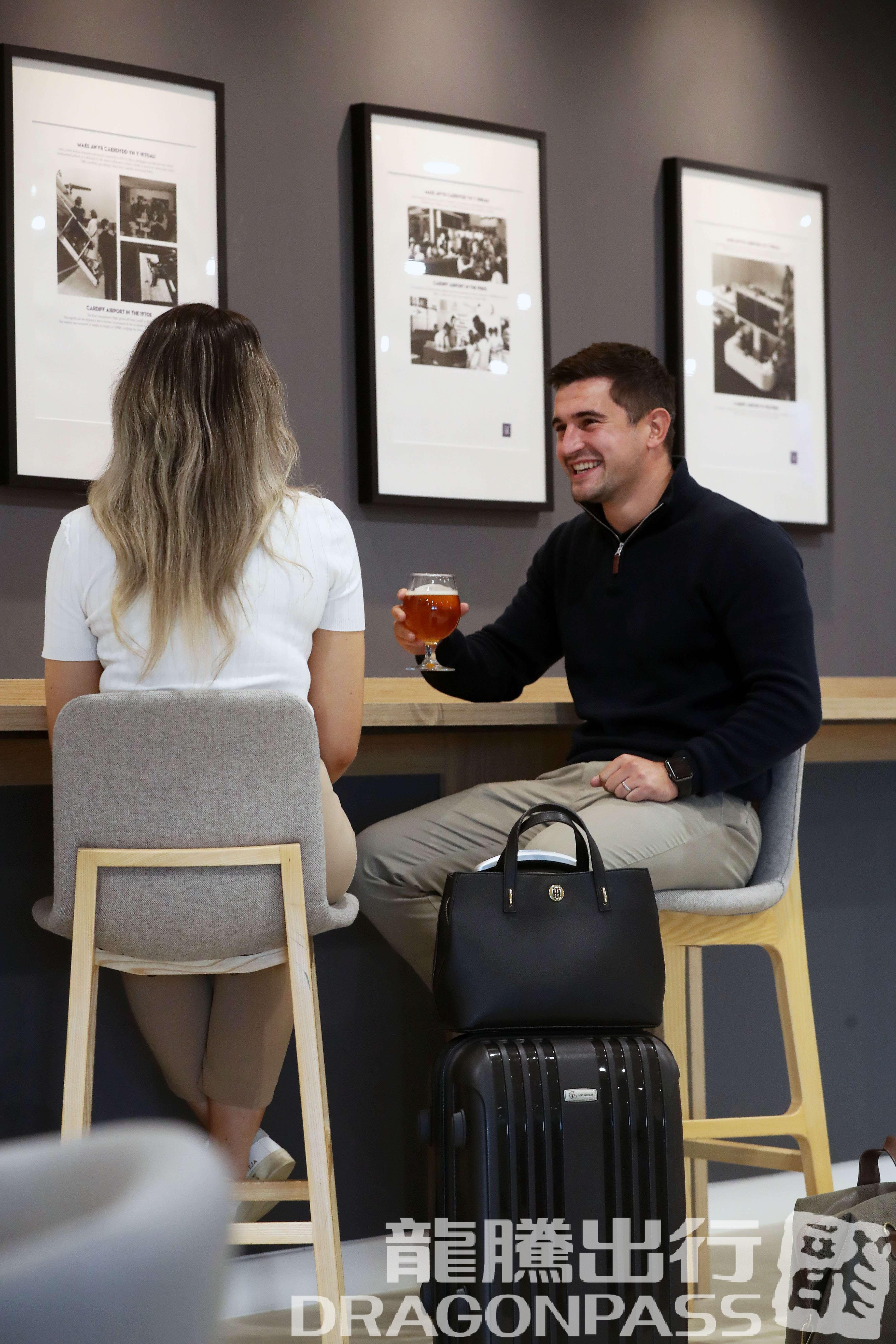 Бизнес-зал 51 Degrees Executive Lounge в аэропорту Кардифф (CWL)