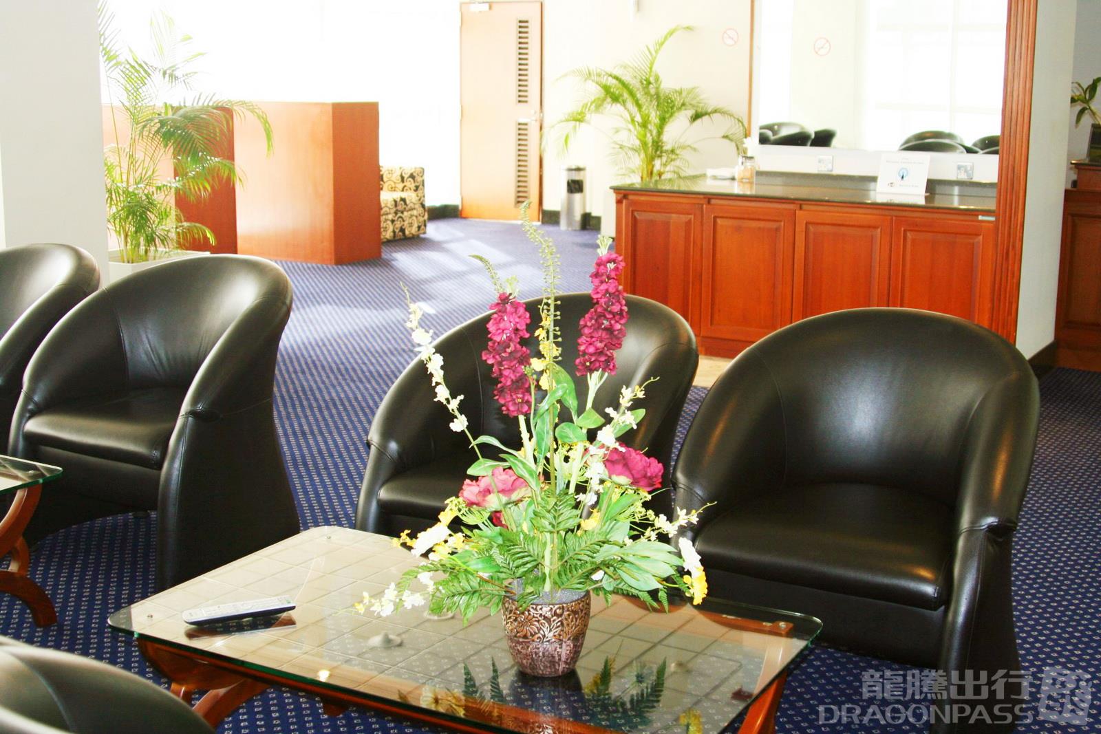 Бизнес-зал Executive Lounge в аэропорту Бандаранаайк (CMB)