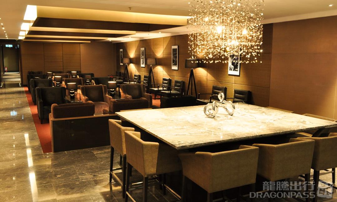 Бизнес-зал Plaza Premium Lounge (Gate 1) в аэропорту Гонконг (HKG)