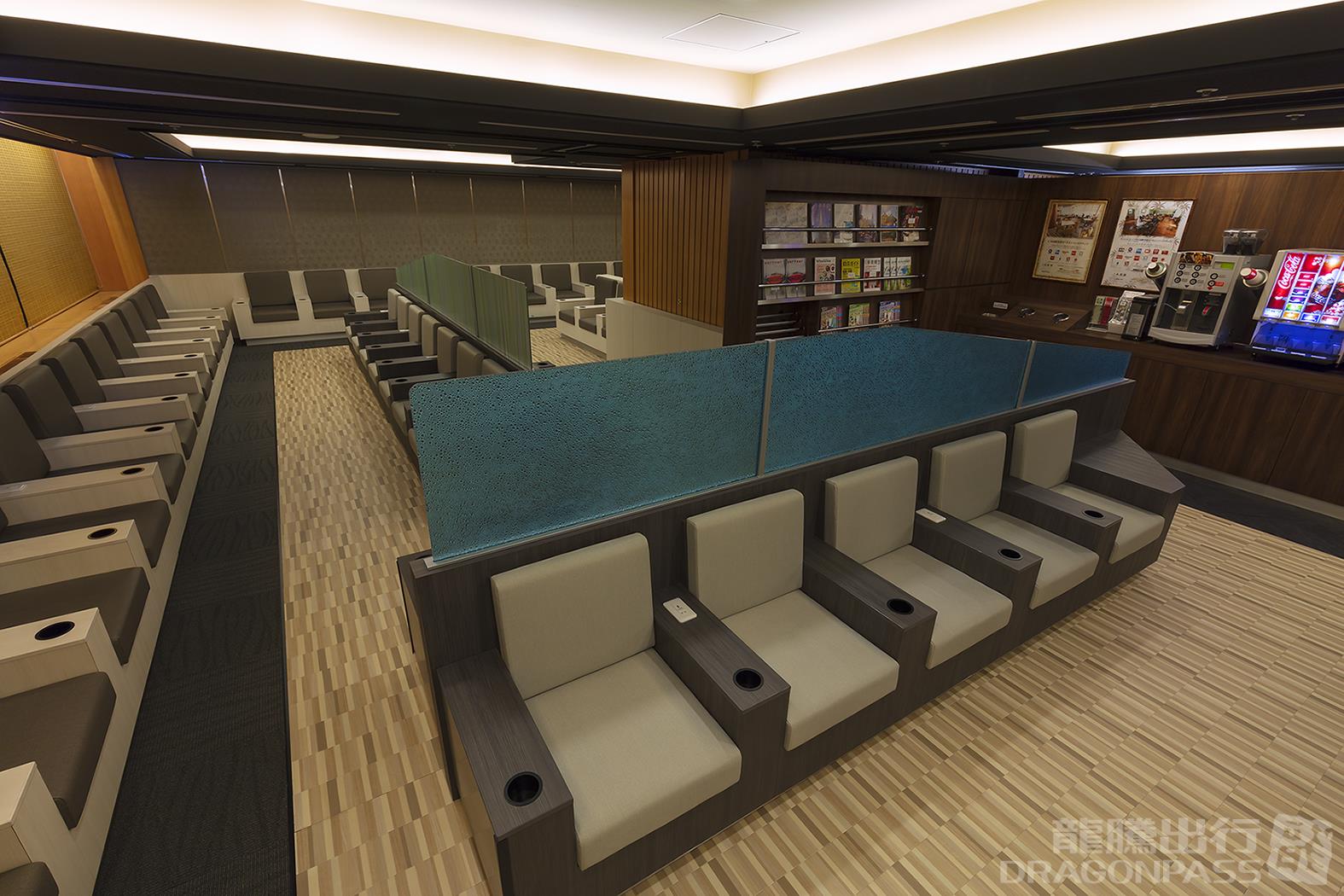 Бизнес-зал IASS Executive Lounge в аэропорту Нарита (NRT)