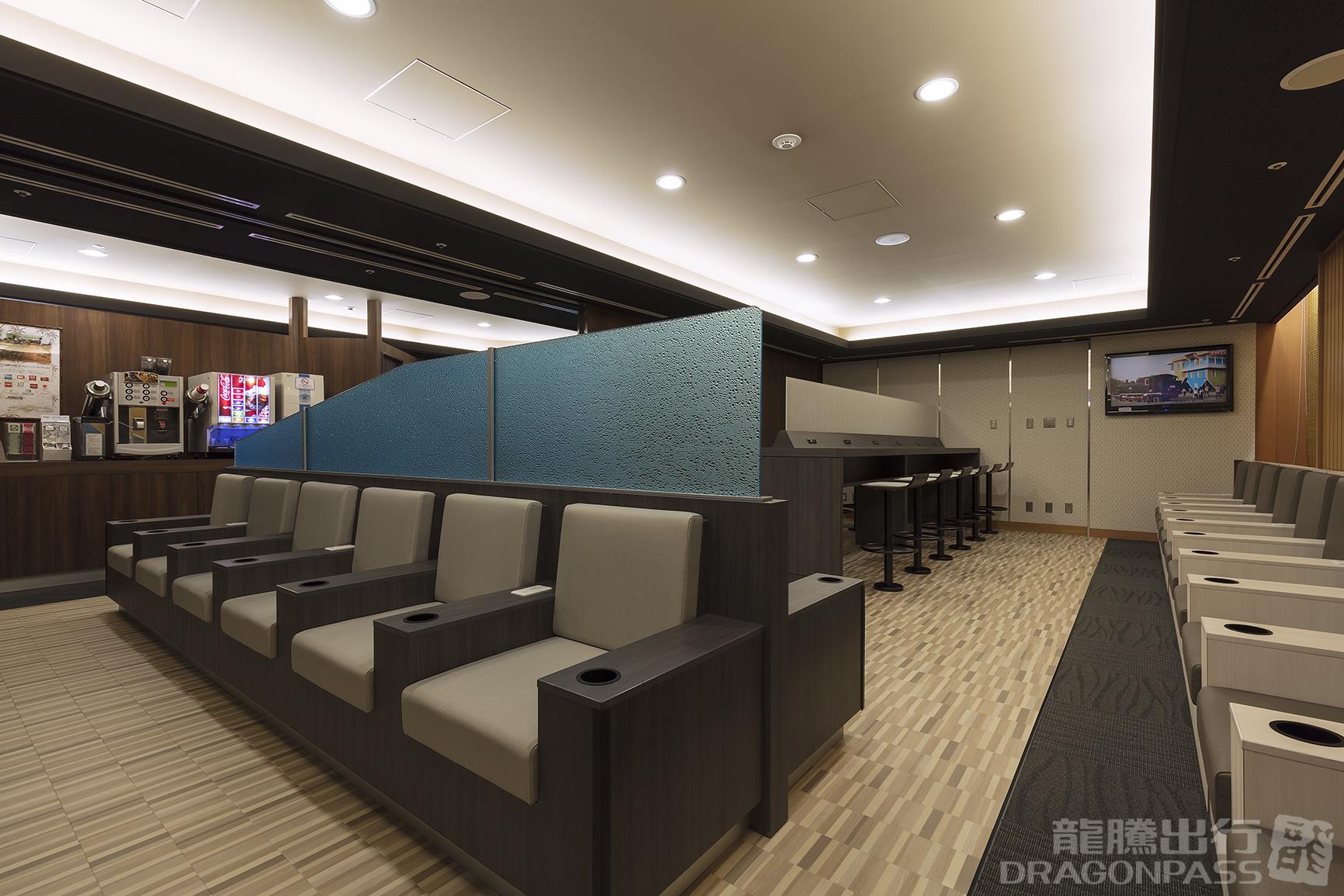 Бизнес-зал IASS Executive Lounge в аэропорту Нарита (NRT)