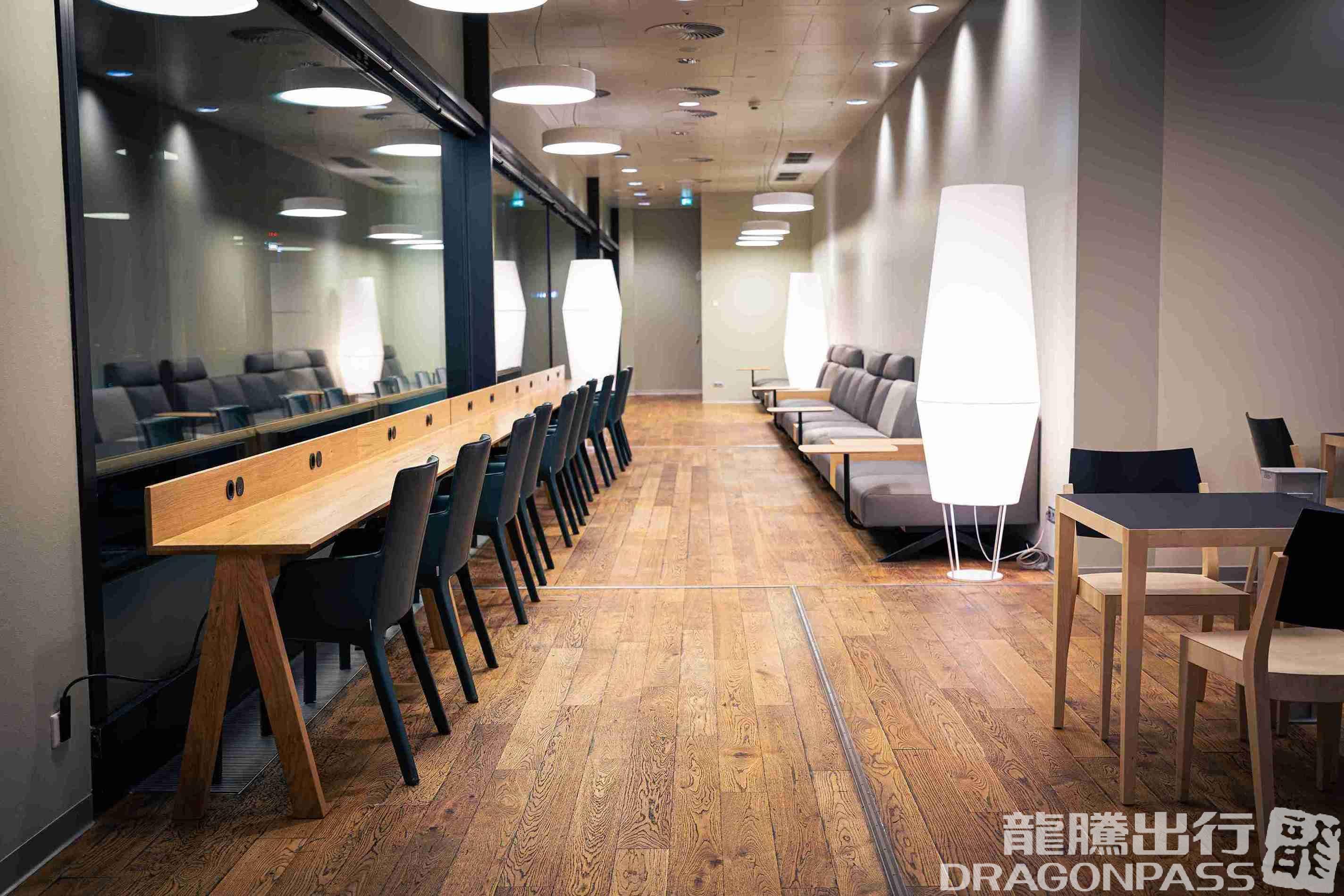 Бизнес-зал Austrian Business Lounge (Schengen) в аэропорту Швехат (VIE)