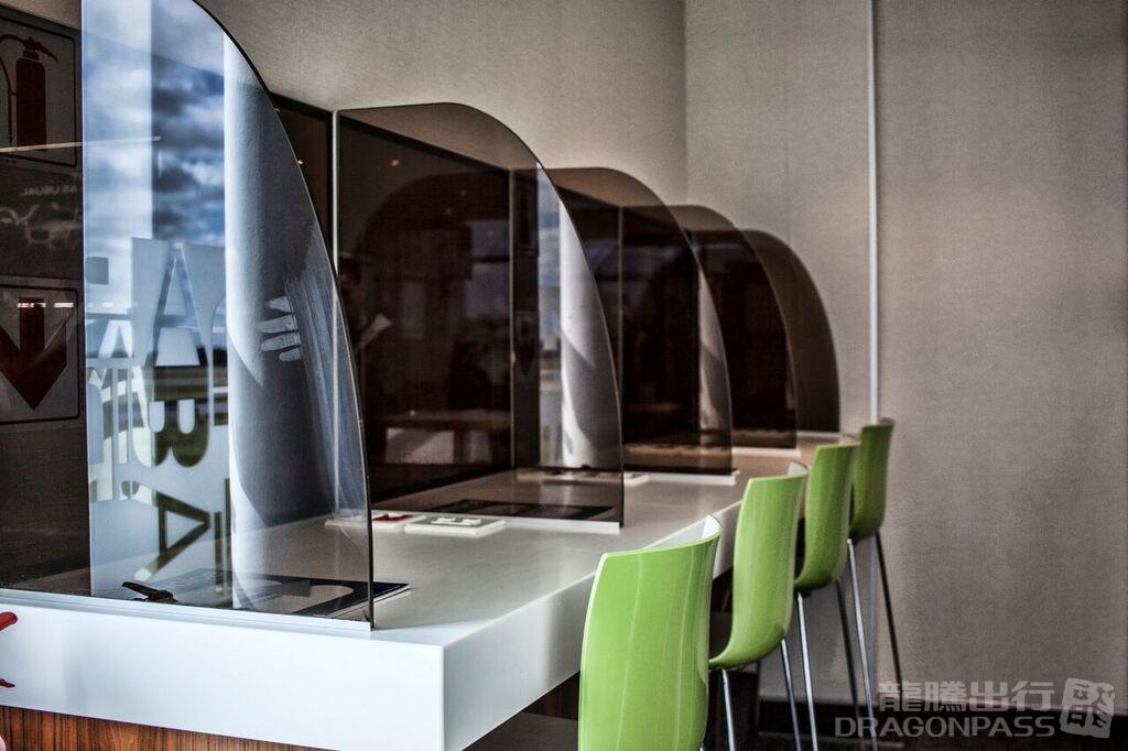 Бизнес-зал Bidvest Premier Lounge в аэропорту Восточный Лондон (ELS)