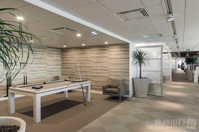 Бизнес-зал The Infinity Lounge в аэропорту Кот д'Азур (NCE)