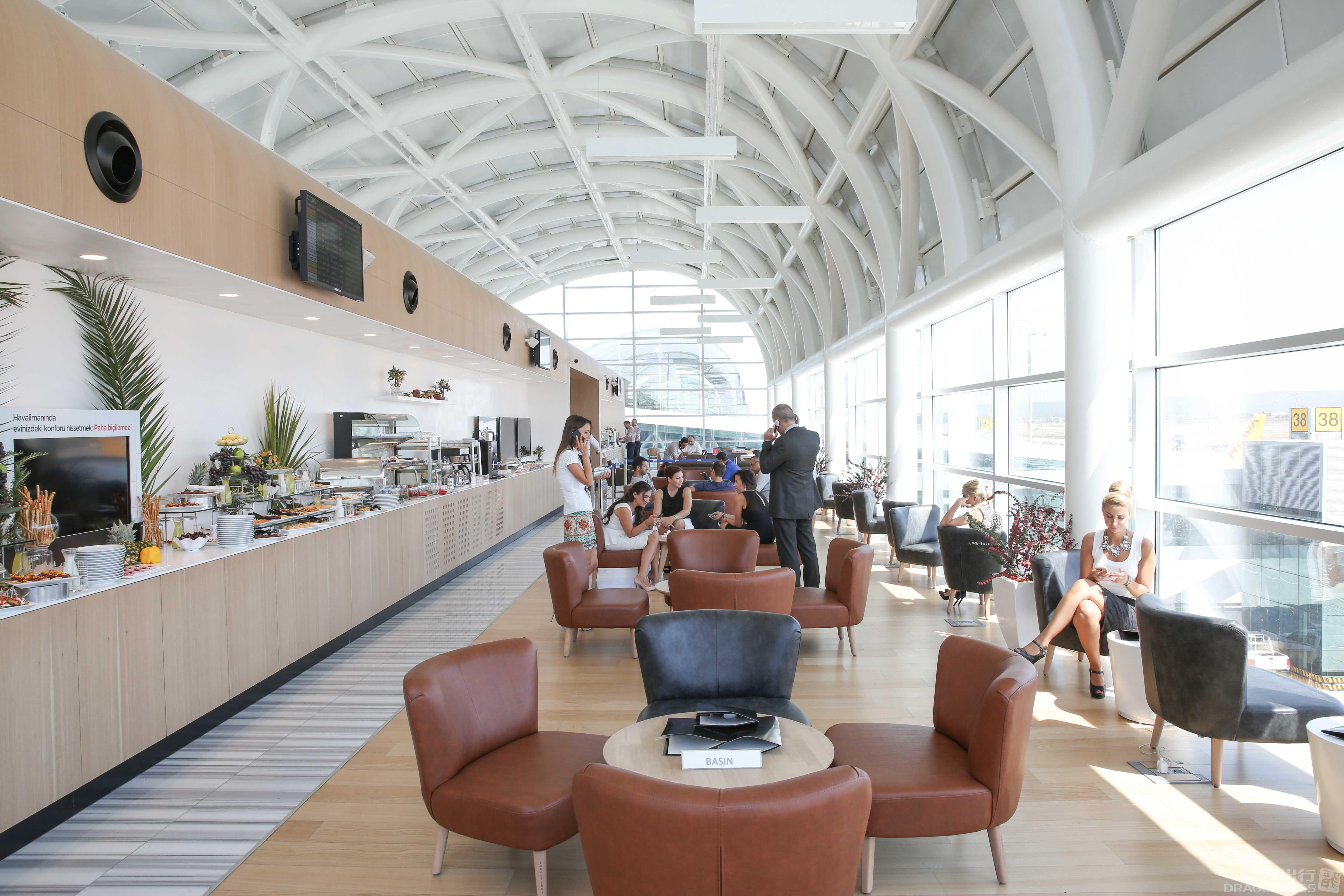Бизнес-зал Primeclass Lounge в аэропорту Измир (ADB)
