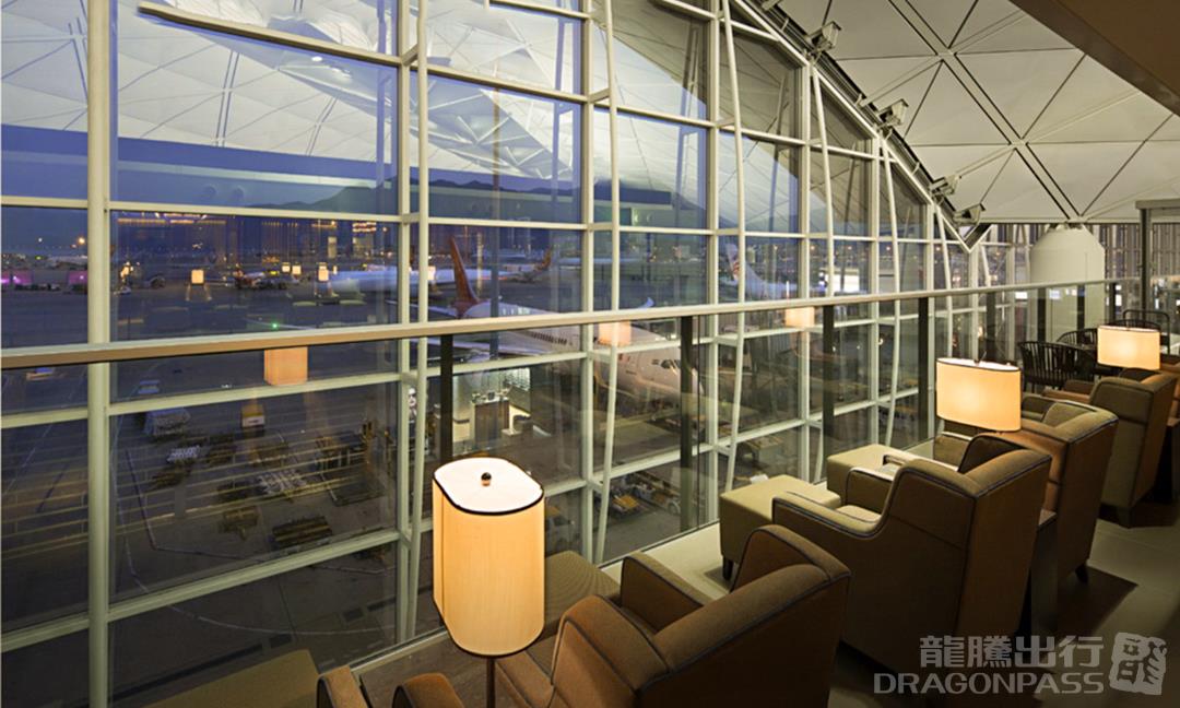 Бизнес-зал Plaza Premium Lounge (Gate 35) в аэропорту Гонконг (HKG)