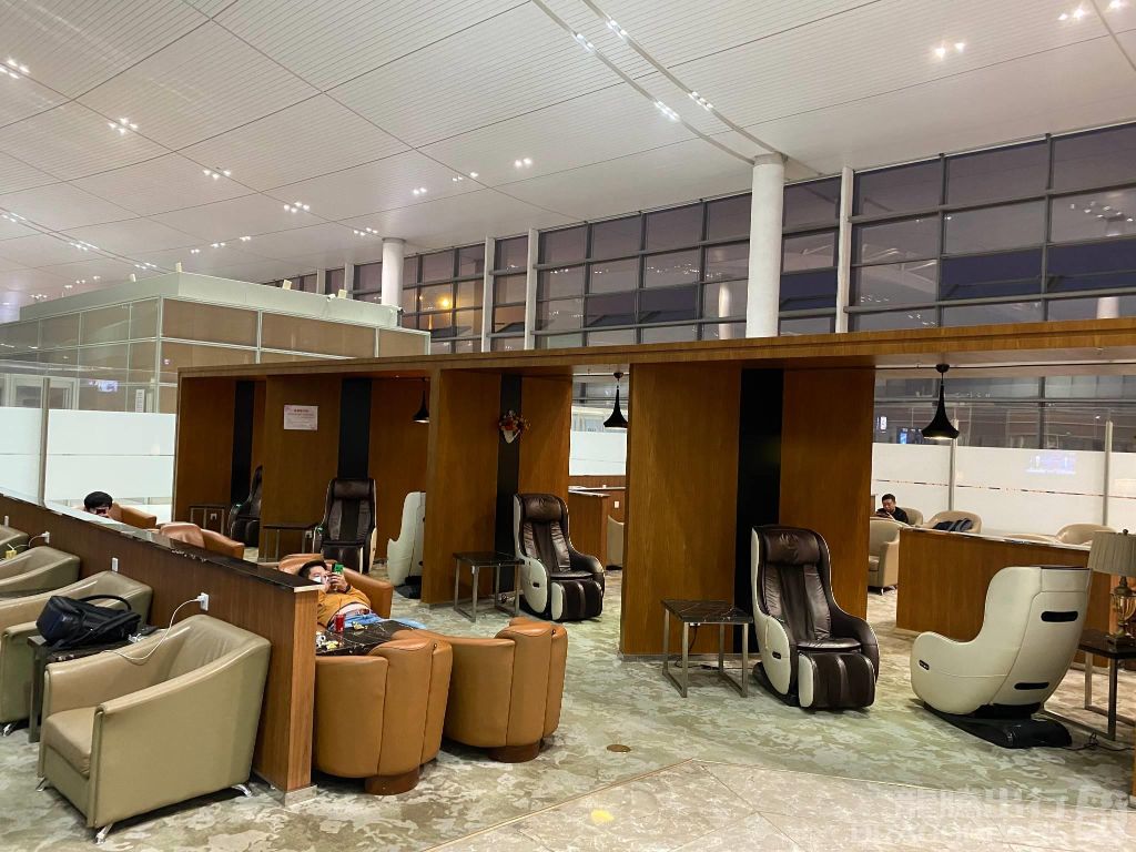 Бизнес-зал V6 Business Lounge в аэропорту Нанкин Лукоу (NKG)